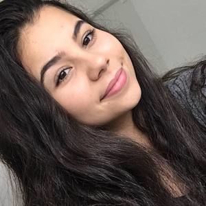 Meet your Posher, Ana